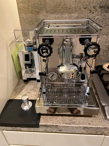 Rocket Mozzafiato Type V + Eureka Specialita – Fully Serviced Oct 2024 – Excellent Condition