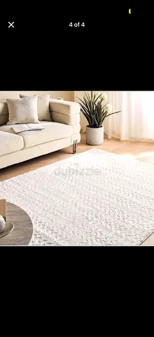 Soft White Textured Area Rug — 160x230 cm (approx.)