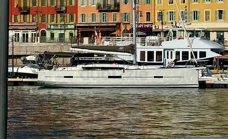 DUFOUR 460 (2018) - RARE OPPORTUNITY