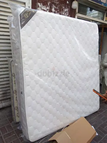 180x200cm King size mattress.  Same day delivery available