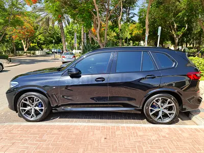 Clean BMW X5 Serviced at Dealer at all times