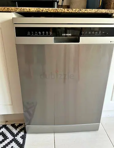 Siemens IQ500 Dishwasher Three Rack Mint Use With Great Condition Same Like New