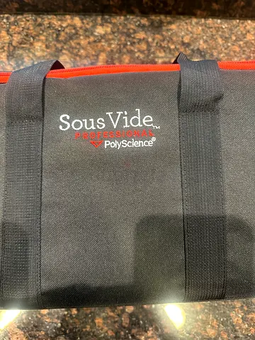 Sous vide Poly Science