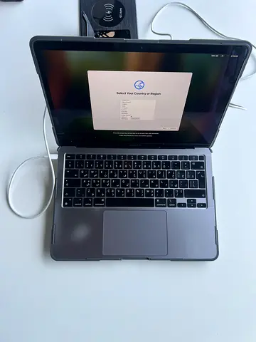 Apple MacBook (Silver) – Air M1 8GB RAM 256GB SSD