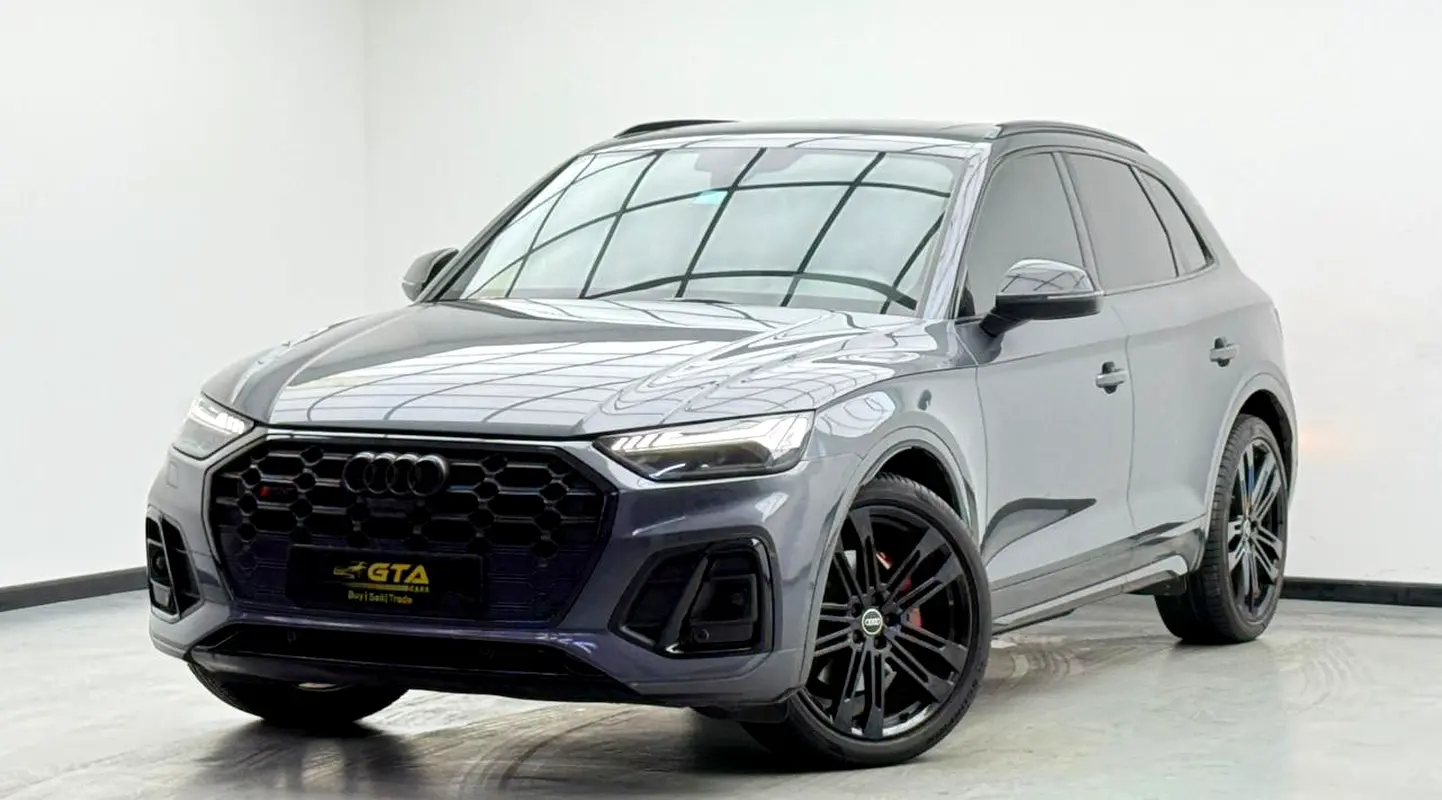 Audi SQ5 2023 — photo 1 of 17