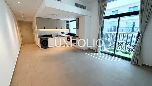 Modern | Spacious Layout | Vacant Now