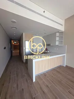 Street-View Studio | Marco Polo Tower | Balcony Access