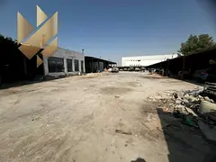 For rent in Industrial area - 5 / includes a set of garages and a dyeing room