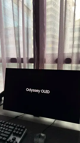 Samsung G5 OLED monitor