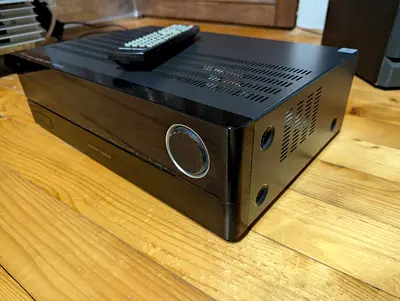 Harman kardon AVR161S  5.1-channel, 425-watts network A/V receiver with HDMI and Bluetooth(220Volts)