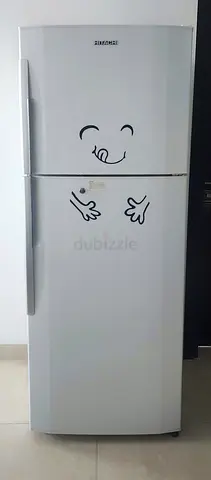 Hitachi Fridge excellent condition براد هيتاشي بحالة ممتازة