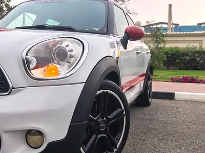 GCC Specs MINI Countryman Cooper S 2013 - Fun and Sporty!