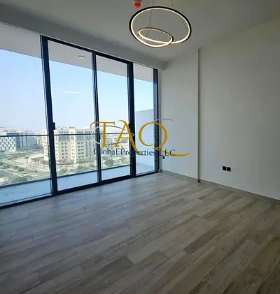 Studio Apartment | Oxford Gardens Arjan | Pool view