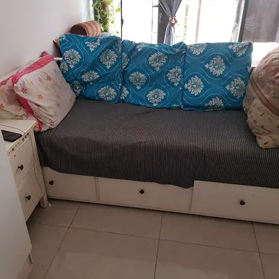 ikea Single-daybed with storage drawers and cushions - good condition