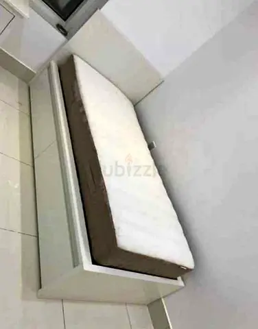 Malam single bed 90/200 with  IKEA mattress and 2 storage drawers