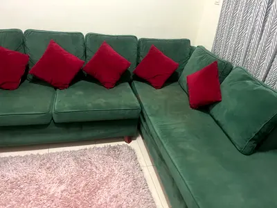 Show room condition 5 seater sofa
