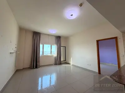 1 Bedroom - Unfurnished - 15 Minutes to UAE Metro