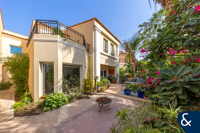 Three Bedroom | Prime Location | Backing Green