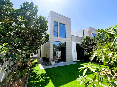 4BR + Maid Villa | Near Pool & Park | Single Row
