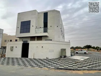 Townhouse villa for sale in Al-Haliyo, corner location on two streets, at an excellent price including fees.