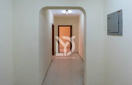 Vacant & Ready 2BHK | Spacious Layout | Bachelor & Sharing Allowed
