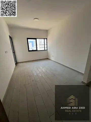 افخم غرفتين وصاله اول ساكن مع 2 حمام مع بلكونه صيانه كامله علي المالك طول فترة الايجار قريب جدا من جميع الخدمات وجميع المخارج لدبي والشارقة