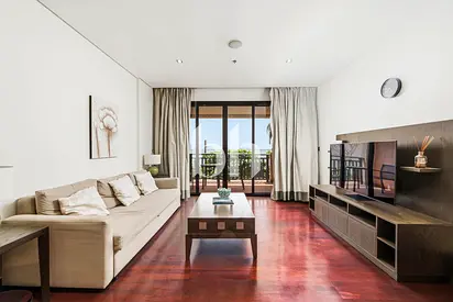 VOT | Burj Views | Large Layout