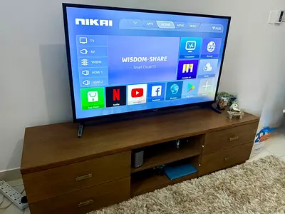 Nikai 55 LED Smart TV
