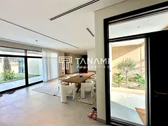 Ready Full Furnished Luxury Spacious Villa