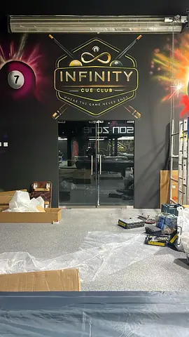 Handyman home maintenance work