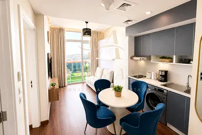 HIGH FLOOR | VACANT | GOLF COURSE VIEW