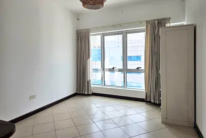 Unfurnished Studio | No balcony | High Floor