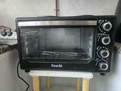 Hot plate with chicken oven