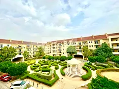 Big Furnished 1 BR Balcony Prime Location Vacant