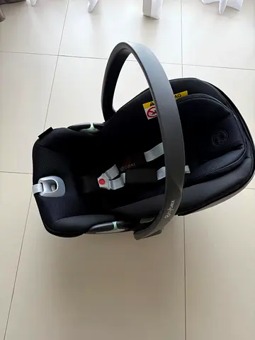 Cybex Car seat with Isofix Base