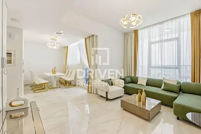 Fully Furnished Apt | Skyline and Community view