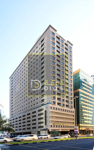 برج للبيع بمنطقة التعاون بالشارقة