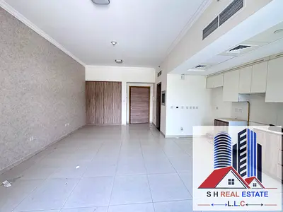 SPACIOUS APARTMENT NICE VIEW