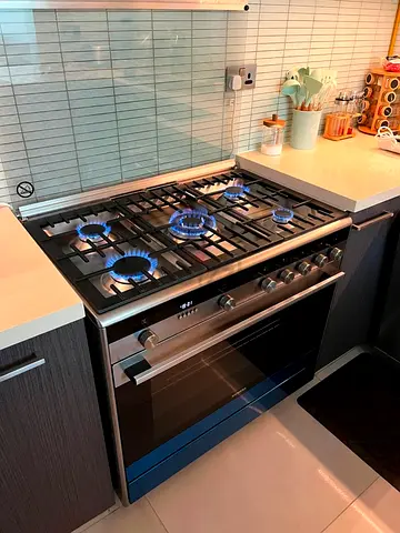 Free delivery Siemens iQ700 top gas oven electric cooker 5-burner with dual fan 90 cm