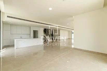 Best Location | Near to Lake | Open to Offers