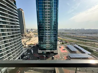 BRIGHT AND LARGE 1BHK HIGH FLOOR | BALCONY