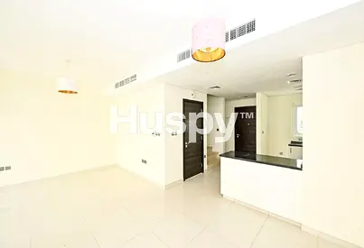 Vacant June | Landscaped Garden | Middle Unit