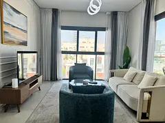 Modern Design | Fully Furnished + Study | Community View