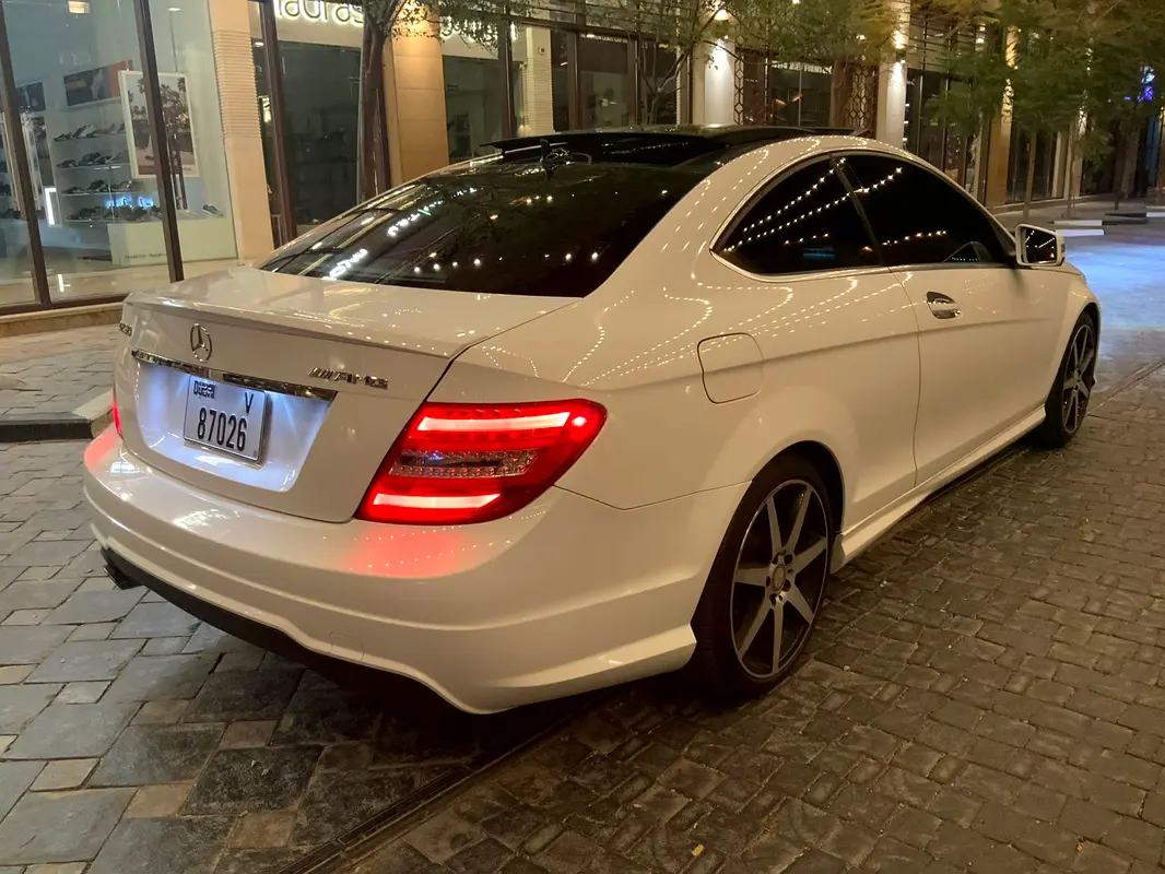 Mercedes-Benz C-Class 2015 — photo 1 of 16