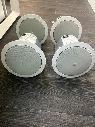 JBL ceiling speake 24 C