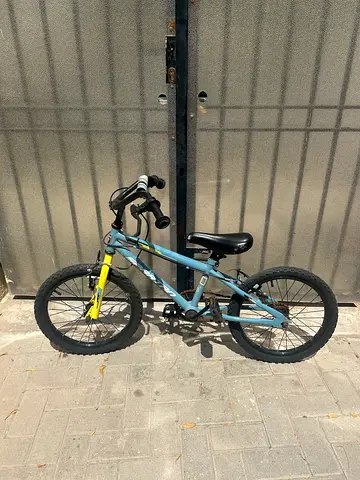 Used kids 16-inch bicycle - light blue, good condition