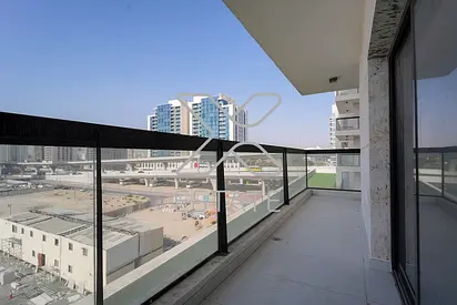 Spacious Apt w/ Maid | High ROI | Prime Location