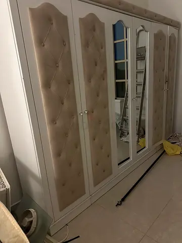 bed room set going cheap !!!