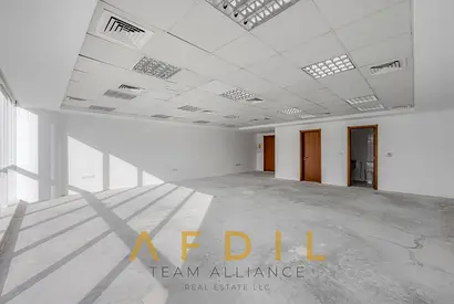 NEGOTIABLE RENT | CHILLER FREE | PANTRY & WASHROOM | PARKING