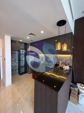 Luxury Upgraded | Studio | Vacant | Barton house 1